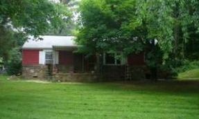 Primary Photo - 15-16 Vanna Ct