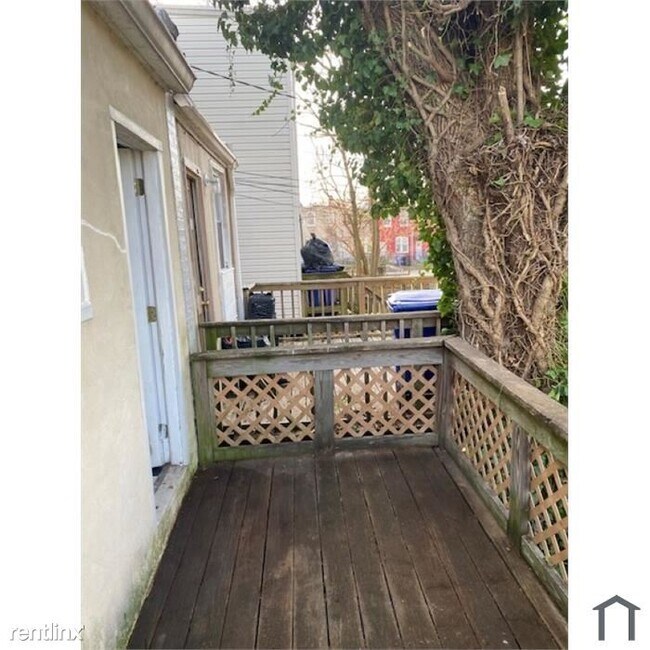 Foto del edificio - 2 br, 2 bath House - 3214 Leeds St