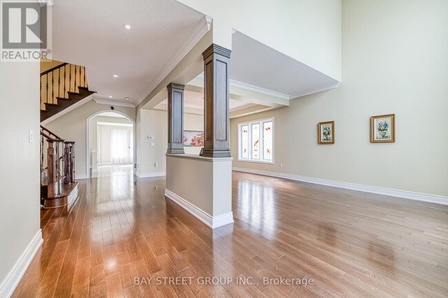 Building Photo - 3 Edenbrook Crescent