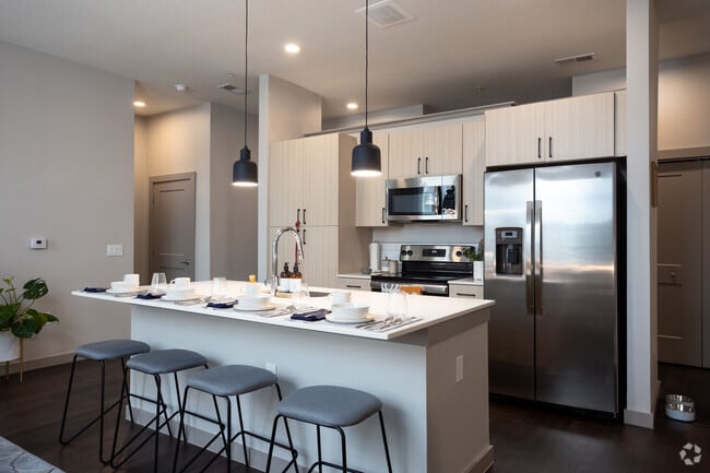 2HAB, 2BA - 1314SF - Rockledge Flats