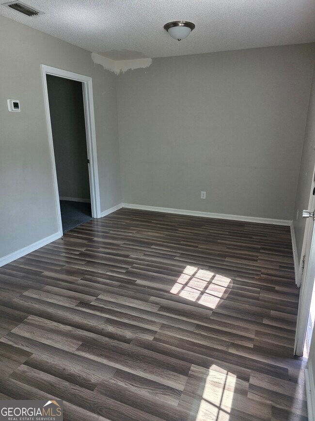 Foto del edificio - 752 Morningside Ln