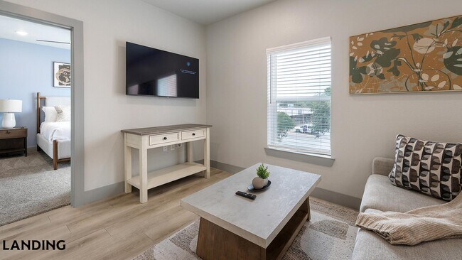 Foto del edificio - 2422 S Carrier Pkwy