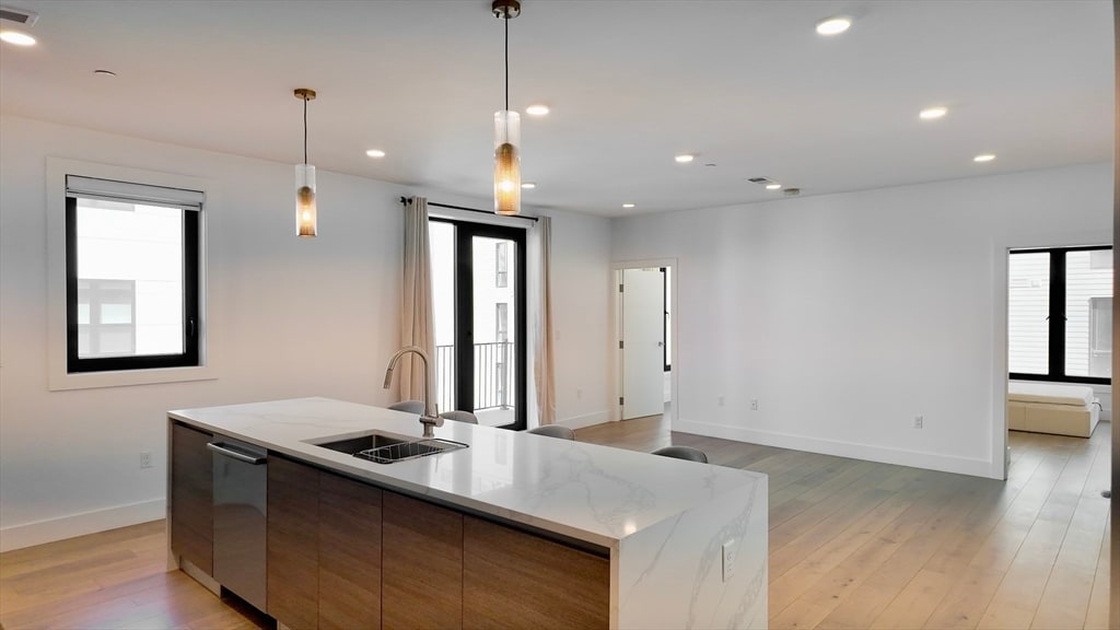 Primary Photo - 30 Penniman Rd