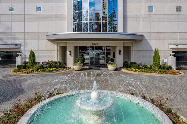 Building Photo - 2828 Peachtree Condominiums