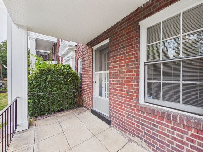Building Photo - 3106 Patterson Ave