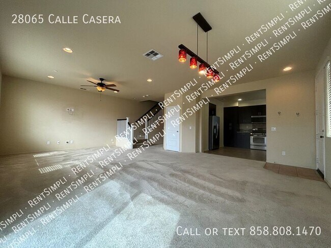 Building Photo - Beautiful 3 BR 2.5 BA Townhome for Lease!