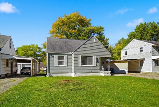 Building Photo - 509 N Rosedale Ave