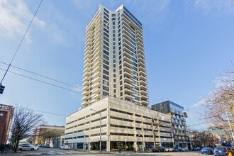 Building Photo - 2201 3rd Ave