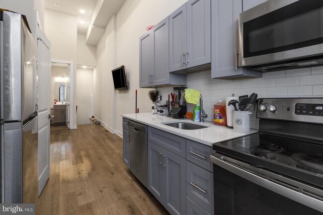 Foto del edificio - 19 S 44th St