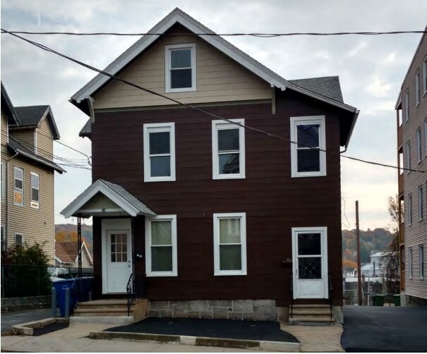 Building Photo - 42-44 Hill St