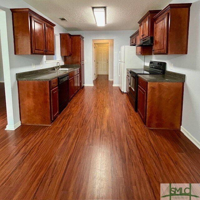 Foto del edificio - 275 Abigail Cir