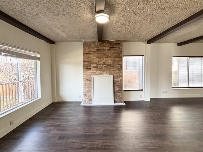 Photo - 1395 S 900 E Apartment