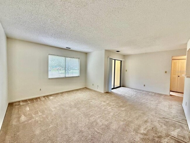 Building Photo - 13385 Arbor Pointe Cir