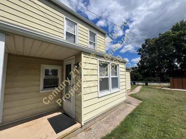 Foto del edificio - 1 Bedroom 1 Bath Home with a bonus room in...
