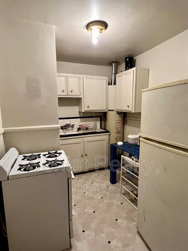 Building Photo - 619 St Philip St