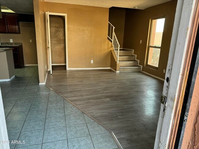 Foto del edificio - 1424 N 53rd Ave