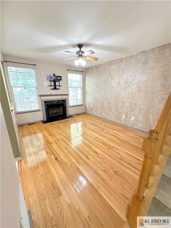 Foto del edificio - 1905 Dahlia Cir