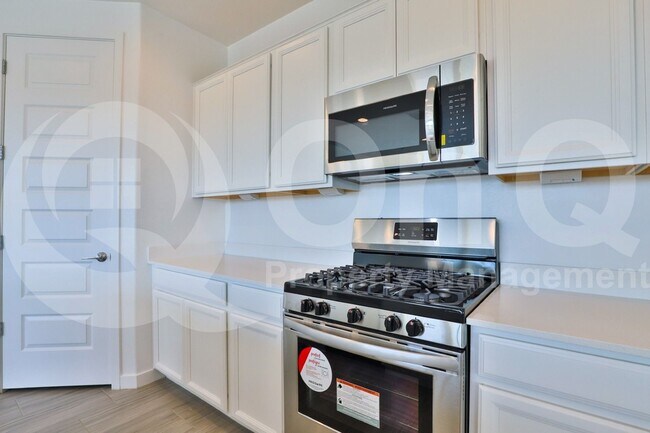 Foto del edificio - 31974 N 125th Ave