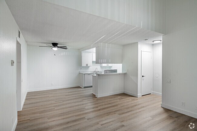 2HAB, 1BA - 965 ft² - Stone Creek Apartments