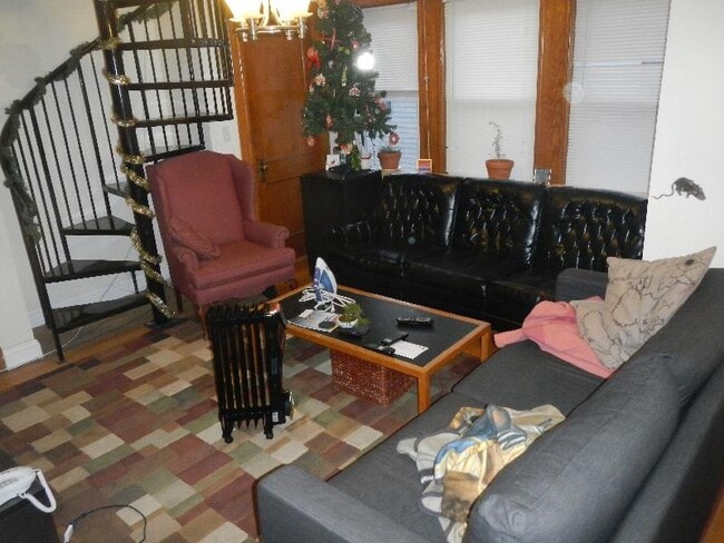 Las imágenes son muestras representativas de la unidad anunciada. Las unidades reales mostradas durante los recorridos pueden variar. - 16 Stockwell St