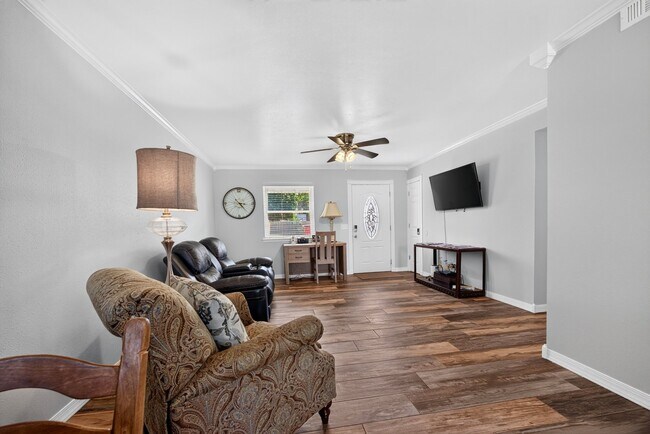 Foto del edificio - 2503 Purdue Cir
