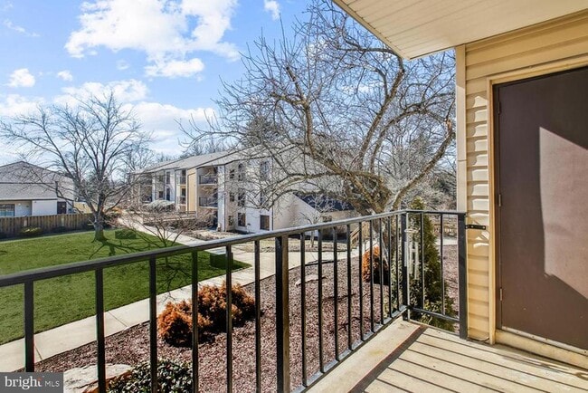 Building Photo - 2574 Riva Rd