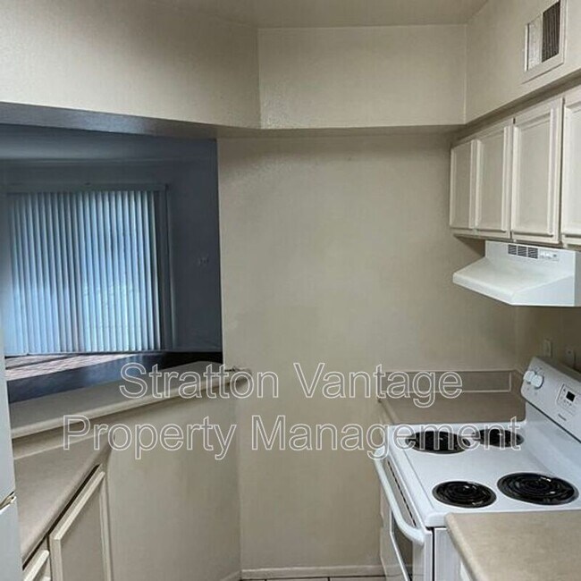 Foto del edificio - 810 E Colter St