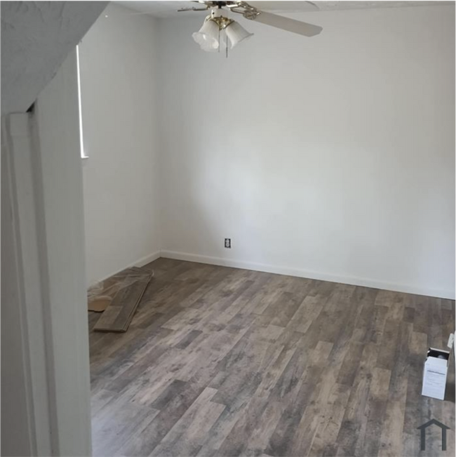 Foto del edificio - 326 Coleman Ln