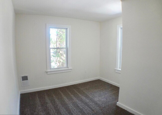 Bedroom 2 - 802 Bridge St