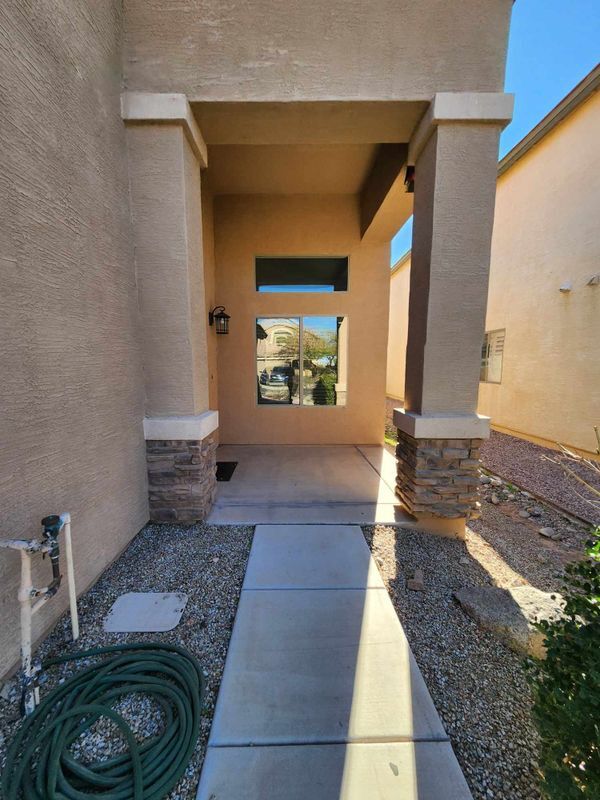 Foto del edificio - 42065 W Hillman Dr