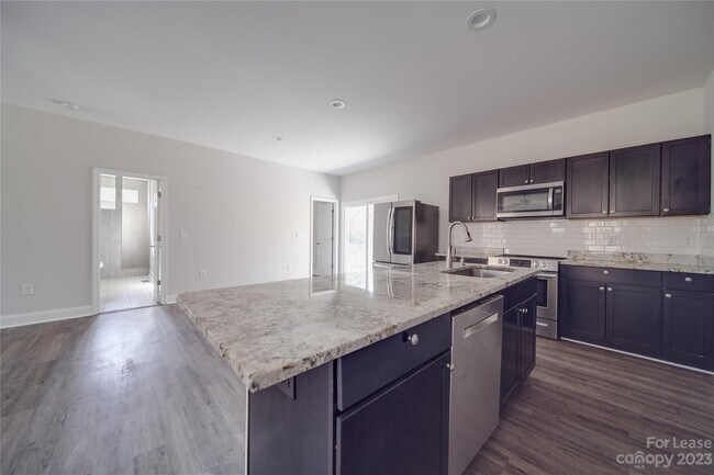 Building Photo - 112 Rockwell Ct