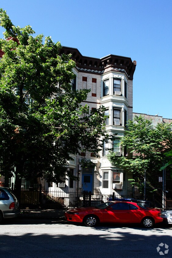 Building Photo - 296 12th St