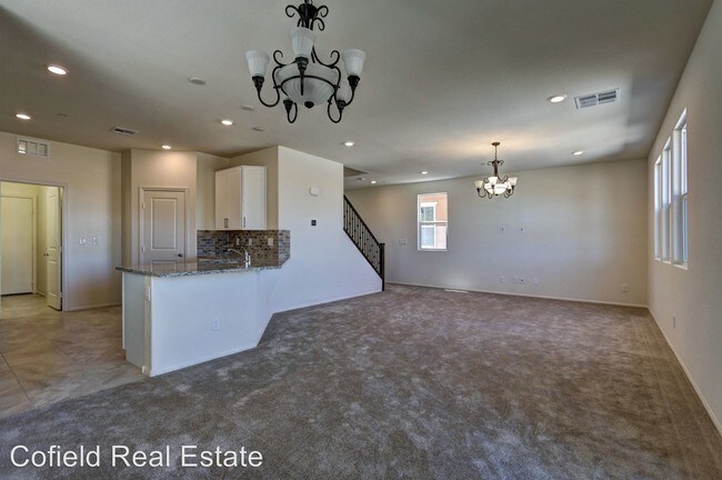 Building Photo - 4 br, 3 bath House - 147 Fulgora St