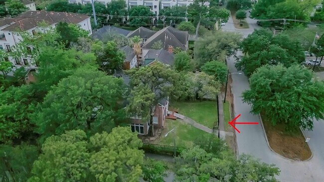 Foto del edificio - 4601 Caroline St