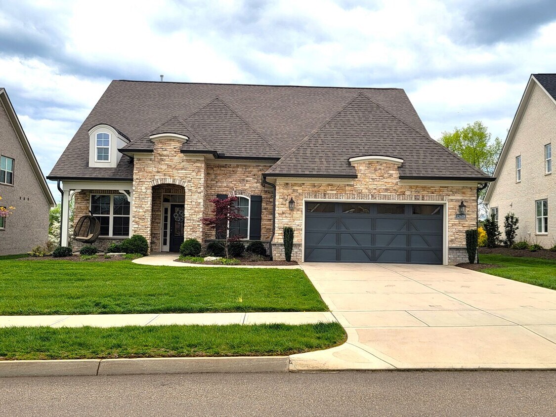 Foto principal - Knoxville 37934 - MAINTENANCE FREE LIVING ...
