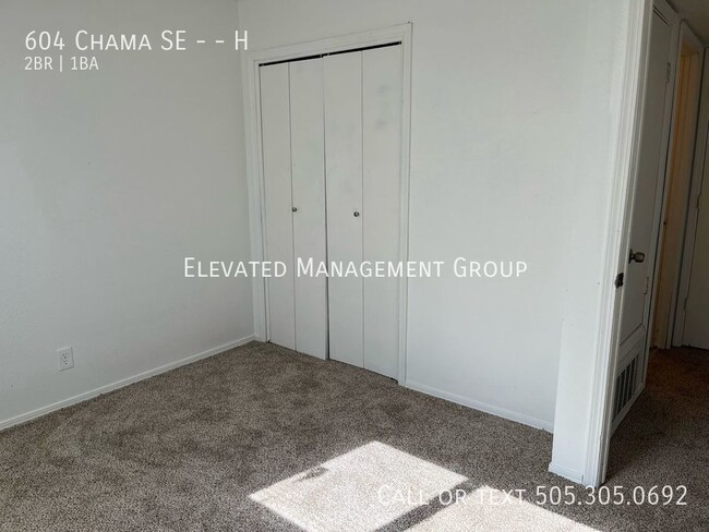 Foto del edificio - 604 Chama St SE