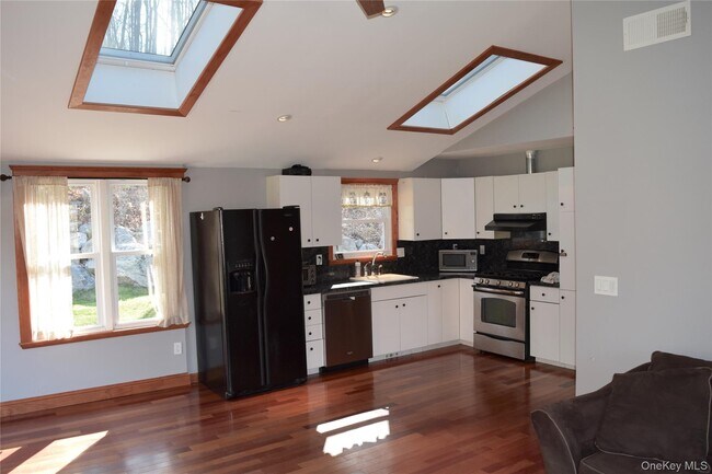 Building Photo - 18 Ashlee Meadow Rd