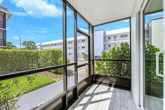 Building Photo - 766 Central Ave