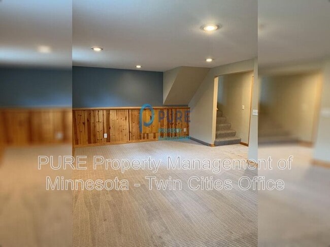Building Photo - 10500 Xavis St NW