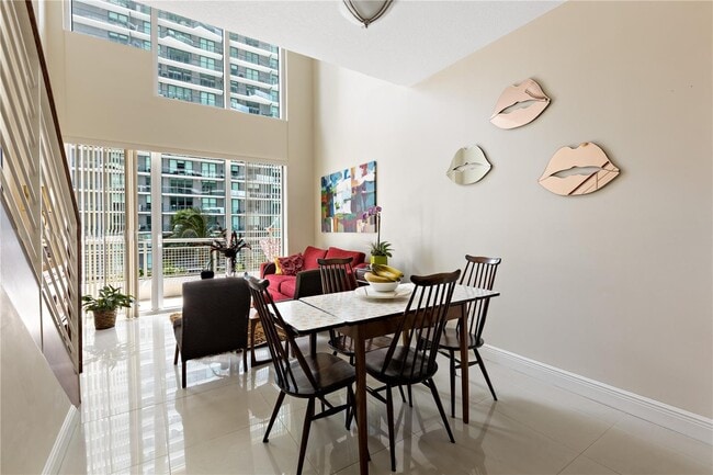 Foto del edificio - 60 SW 13th St