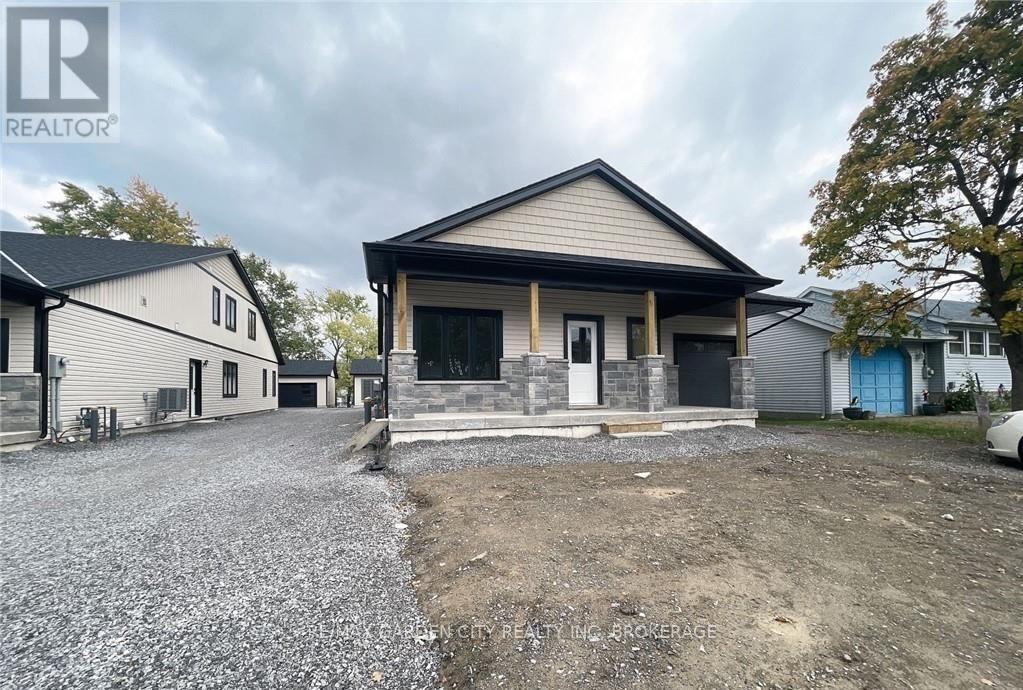 Primary Photo - 13 Valley Rd