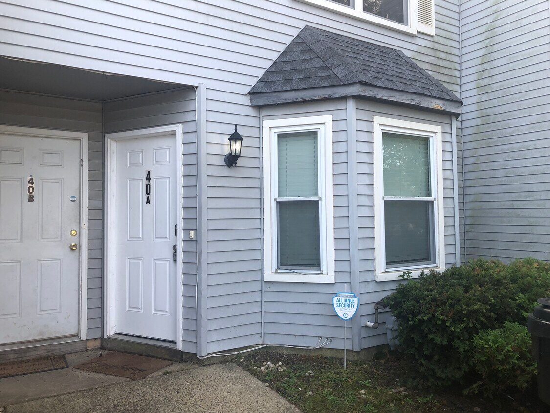 40 Hopewell Ln Unit B, Sicklerville, NJ 08081 Condo for Rent in