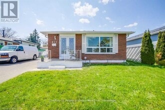 Building Photo - 477 SILVERSTONE Dr