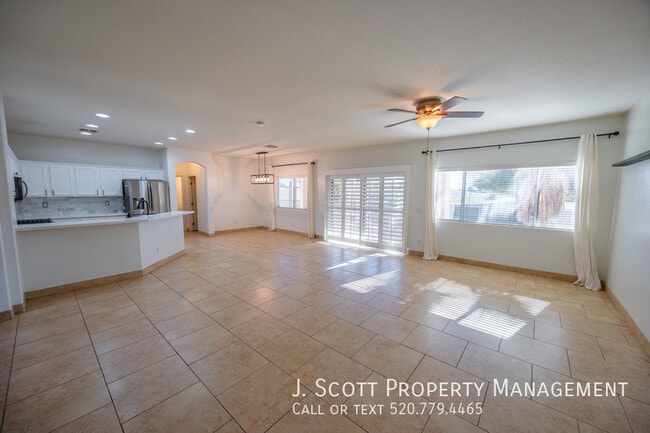 Photo - 12209 W Washington St House