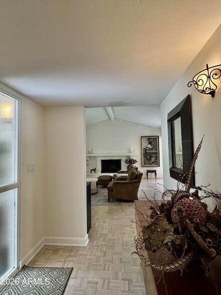 Foto del edificio - 4800 N 68th St