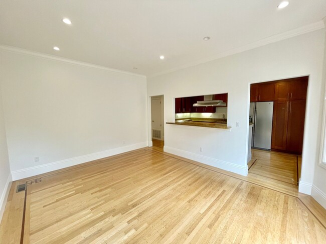 Foto del edificio - 3BR/2BA Immaculate Inner Richmond Flat. Pa...