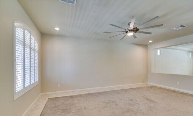 Building Photo - Bright & Spacious 5-Bedroom Home with 3-Car Garage in 89141
