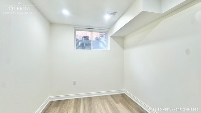 Building Photo - 86 Couling Cres