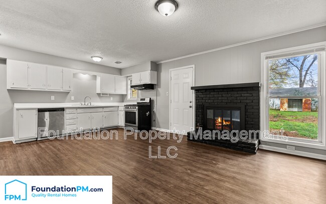 Foto del edificio - 5126 Kittie Lee Ln