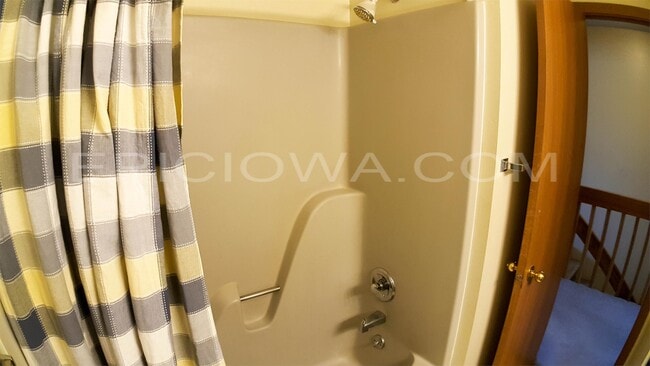 Foto del edificio - 1320 Daleview Dr